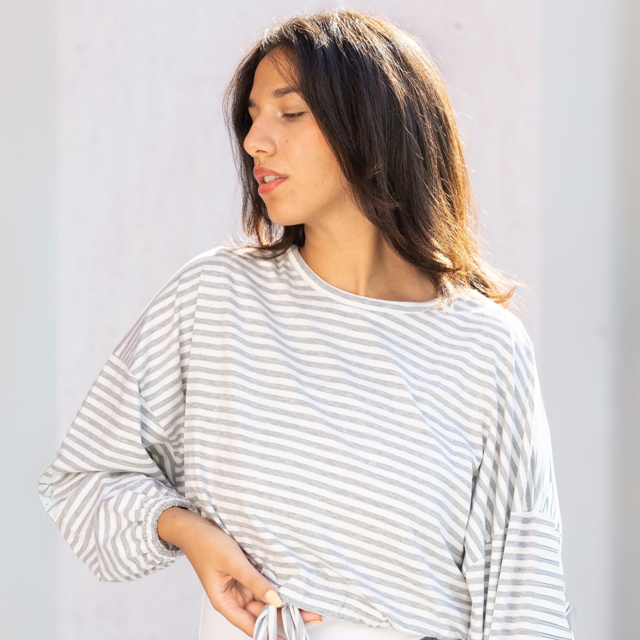 Moonlit Breeze Cropped Sweatshirt (Gray Wide)